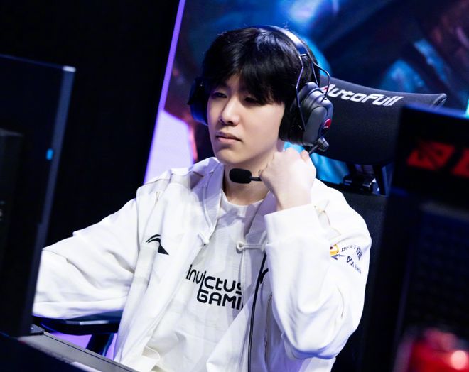 出现明显失 出现明显失