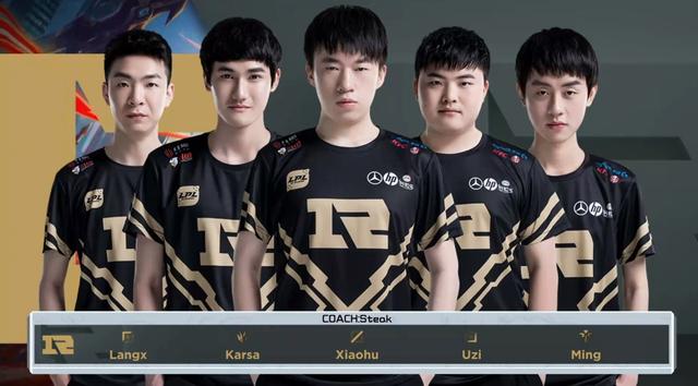 放大镜下被 放大镜下被