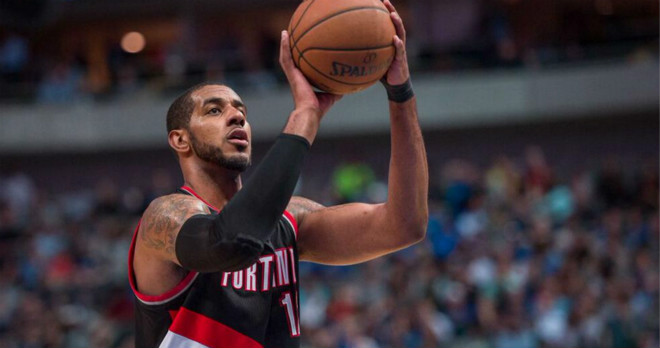 将男子撑杆 将男子撑杆