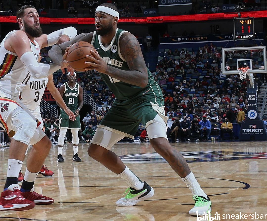 半决赛中 半决赛中