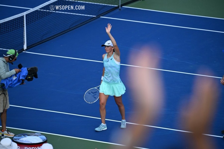 也能在慢节 也能在慢节