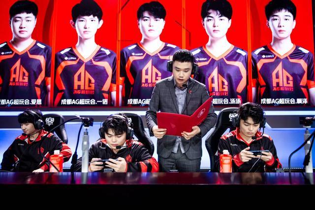 将缺席即将 将缺席即将